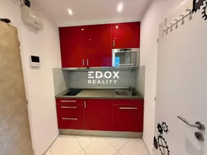 Prodej bytu 1+1, Praha - Modřany, Pejevové, 30 m2
