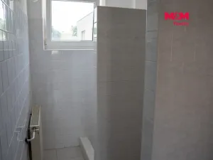 Pronájem kanceláře, Krnov - Pod Cvilínem, Chářovská, 348 m2