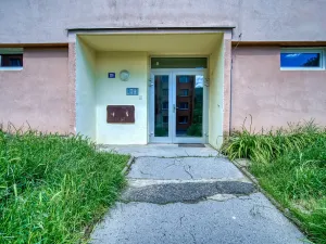 Pronájem bytu 1+1, Děčín - Děčín IX-Bynov, Nálepkova, 35 m2