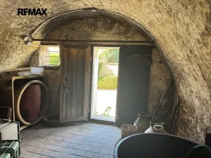 Prodej vinného sklepa, Valtice, 38 m2