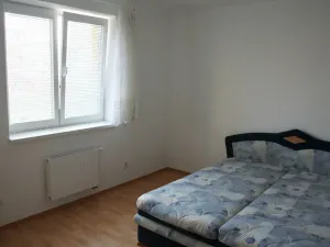 Pronájem bytu 2+kk, Uherské Hradiště, Jabloňová, 55 m2