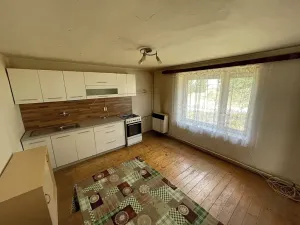 Prodej rodinného domu, Strážovice, 120 m2