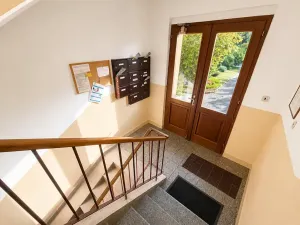 Prodej bytu 3+1, Průhonice, Školní, 60 m2