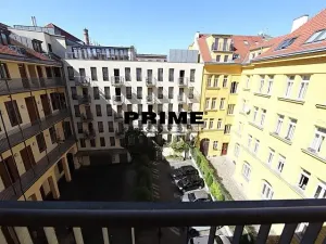Pronájem bytu 4+1, Praha - Smíchov, Štefánikova, 147 m2
