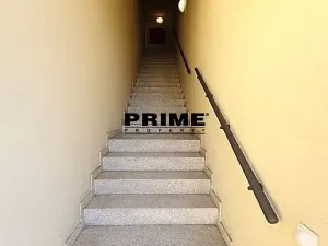 Pronájem bytu 4+1, Praha - Smíchov, Štefánikova, 147 m2