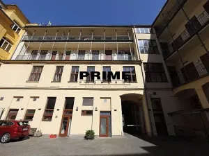 Pronájem bytu 4+1, Praha - Smíchov, Štefánikova, 147 m2
