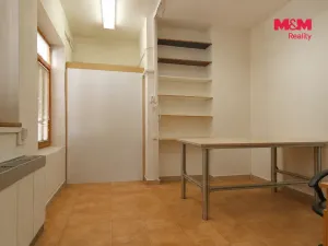 Pronájem obchodního prostoru, Čáslav - Čáslav-Staré Město, Formíkova, 67 m2
