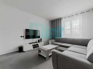 Prodej bytu 4+1, Ostrava, Hlavní třída, 100 m2