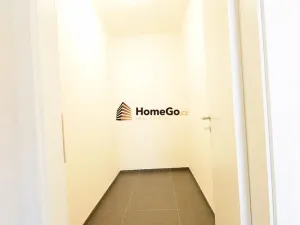 Pronájem bytu 2+kk, Praha - Modřany, Komořanská, 65 m2