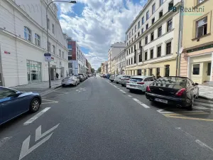 Prodej komerční nemovitosti, Praha - Karlín, Křižíkova, 235 m2