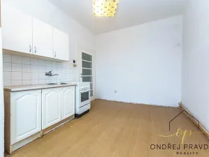 Prodej bytu 3+kk, Praha - Hloubětín, V chaloupkách, 58 m2