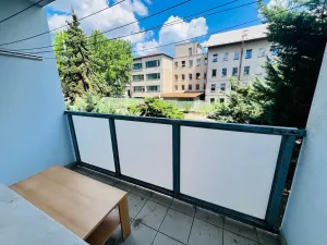 Pronájem bytu 1+1, Dubí, Tovární, 32 m2