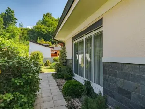 Prodej rodinného domu, Benátky, 241 m2