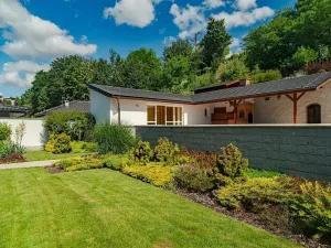 Prodej rodinného domu, Benátky, 241 m2