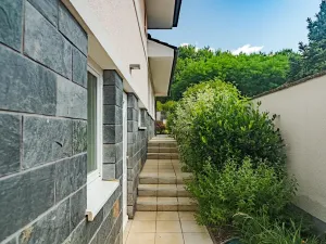 Prodej rodinného domu, Benátky, 241 m2