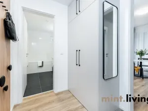 Pronájem bytu 2+kk, Praha - Vysočany, Odkolkova, 49 m2