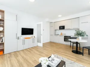 Pronájem bytu 2+kk, Praha - Vysočany, Odkolkova, 52 m2