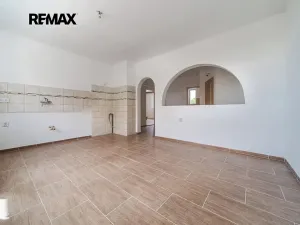 Prodej rodinného domu, Hrušovany u Brna, Vodní, 190 m2