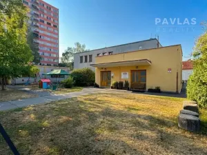 Pronájem obchodního prostoru, České Budějovice, Zachariášova, 1000 m2