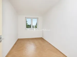 Prodej bytu 2+1, Trhové Sviny, 72 m2