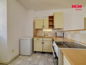 Pronájem bytu 1+kk, Cheb, Růžová, 27 m2