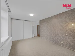 Prodej bytu 3+1, Jaroměř - Pražské Předměstí, Husova, 124 m2