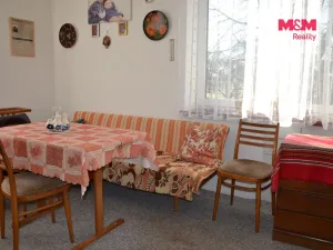 Prodej rodinného domu, Vestec, 349 m2