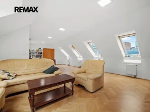 Prodej bytu 3+1, Praha - Nové Město, Lípová, 155 m2