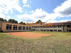 Prodej komerční nemovitosti, Děčín, Riegrova, 1200 m2