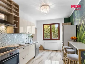 Prodej rodinného domu, Klobuky, Učitelská, 180 m2