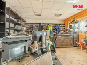 Prodej obchodního prostoru, Kladno - Švermov, Velvarská, 87 m2