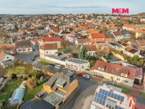 Prodej obchodního prostoru, Kladno - Švermov, Velvarská, 87 m2