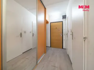 Prodej bytu 2+kk, Praha - Stodůlky, Zvoncovitá, 43 m2
