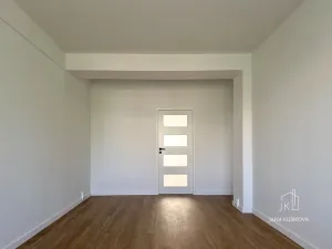 Pronájem bytu 2+1, Kyjov, Sídliště Za Stadionem, 60 m2