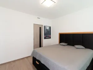 Pronájem bytu 2+kk, Praha - Libeň, Kurta Konráda, 55 m2