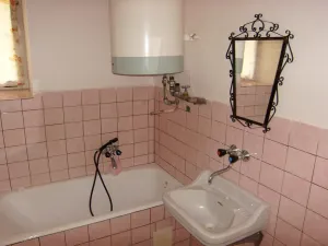 Prodej rodinného domu, Jenišovice - Mravín, 100 m2