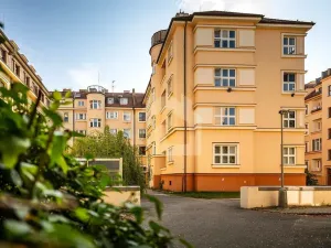 Pronájem bytu 2+kk, České Budějovice - České Budějovice 3, Fr. Hrubína, 81 m2