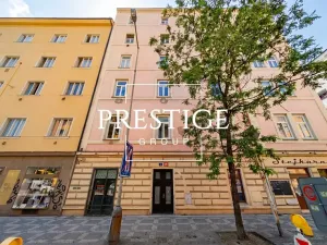 Pronájem bytu 1+kk, Praha - Holešovice, Veletržní, 35 m2