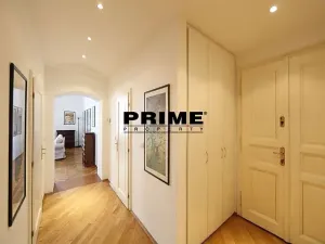 Pronájem bytu 3+1, Praha - Nové Město, Odborů, 81 m2