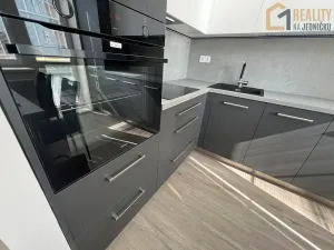 Pronájem bytu 2+kk, Ústí nad Orlicí, Popradská, 47 m2