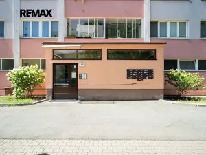 Prodej bytu 2+kk, Pardubice, Mladých, 39 m2