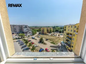 Pronájem bytu 1+kk, Klecany, V Honech, 30 m2