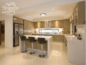 Prodej rodinného domu, Pinoso, Alicante, Španělsko, 145 m2