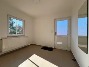 Pronájem rodinného domu, Všetaty, 73 m2
