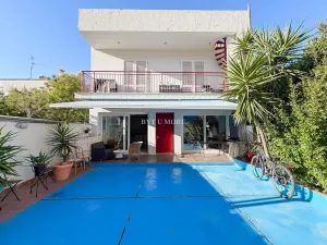 Prodej vily, Viareggio, Itálie, Via Virgilio, 95 m2