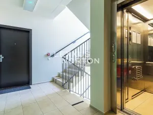 Pronájem bytu 2+kk, Praha - Holešovice, V přístavu, 71 m2