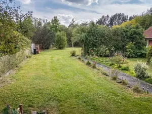 Prodej rodinného domu, Uhersko, 140 m2