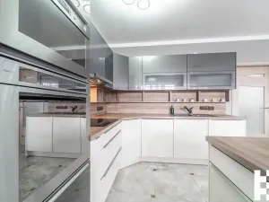 Prodej bytu 4+kk, Klecany, V Honech, 81 m2