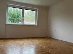 Pronájem bytu 2+1, Bánov, 55 m2