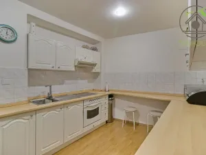 Pronájem bytu 2+1, Praha - Staré Město, Betlémské náměstí, 75 m2